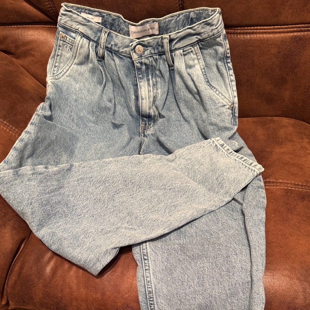 Calvin Klien Pleated Front Mom Jeans